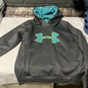 Medium Women’s Under Armour Hoodie